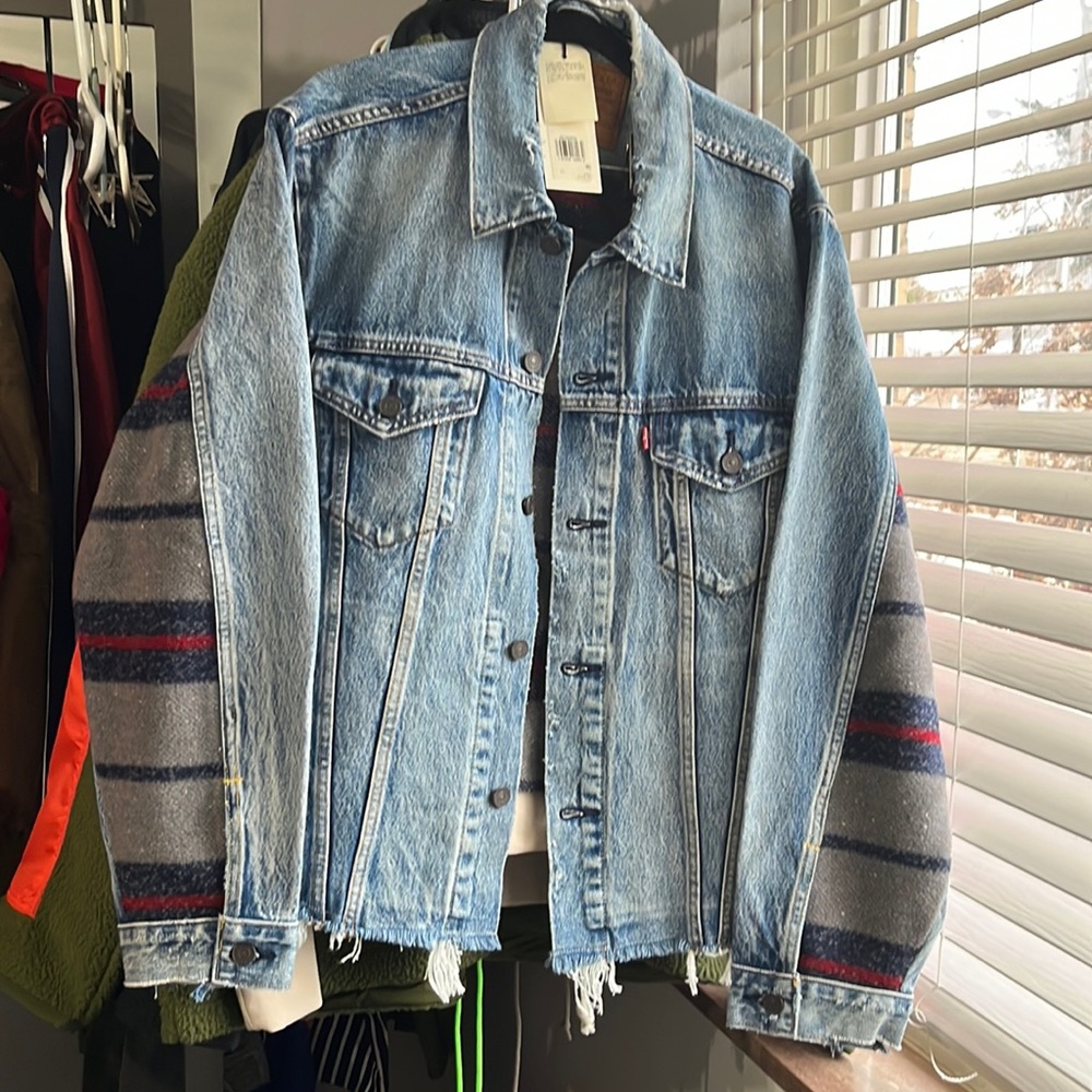 LEVI BLUE JEAN XL.